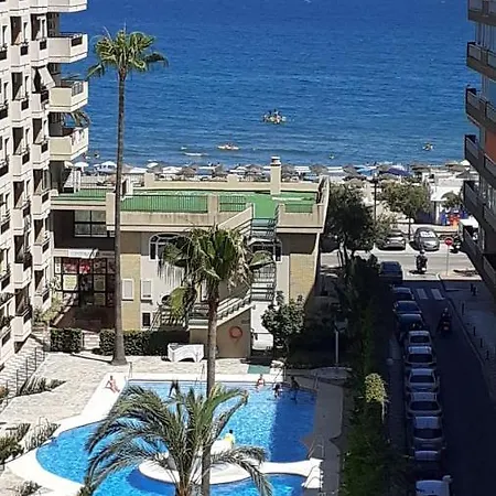 Rymlig Laegenhet Foer 7,8 Persons In Boliches, Fuegirola Apartment