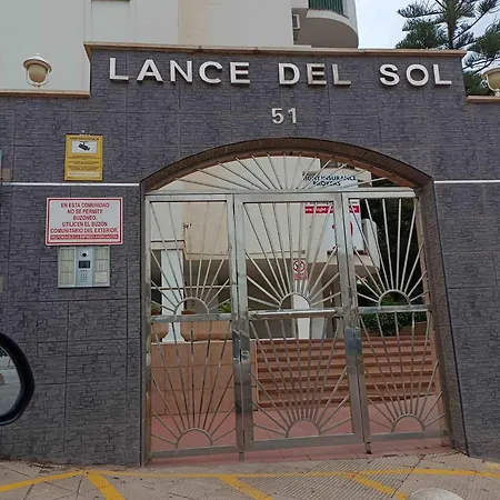 Rymlig Laegenhet Foer 7,8 Persons In Boliches, Fuegirola Apartment