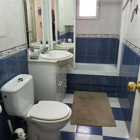 Rymlig Laegenhet Foer 7,8 Persons In Boliches, Fuegirola Apartment Fuengirola