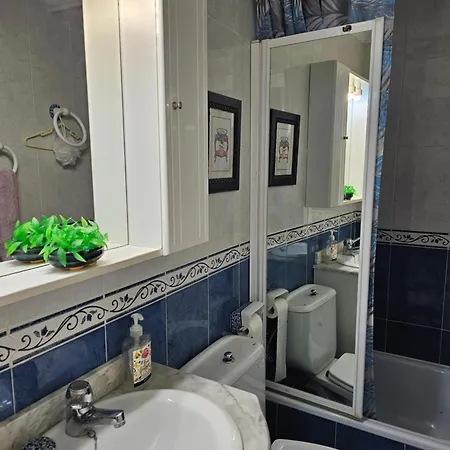 Rymlig Laegenhet Foer 7,8 Persons In Boliches, Fuegirola Apartment *